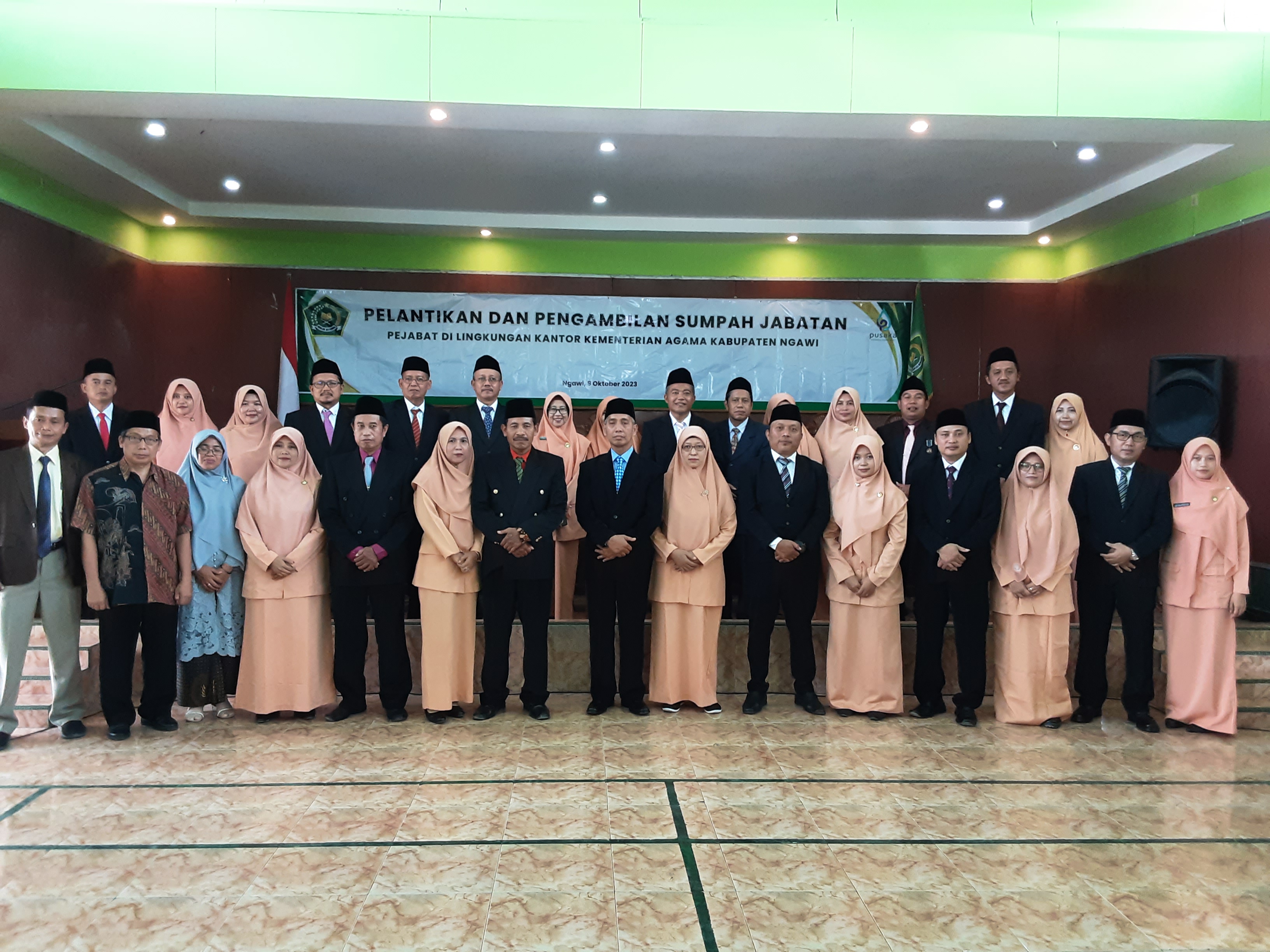 Moh. Wahib Melantik Dan Mengambil Sumpah 15 Pejabat Di Lingkungan Kemenag Ngawi