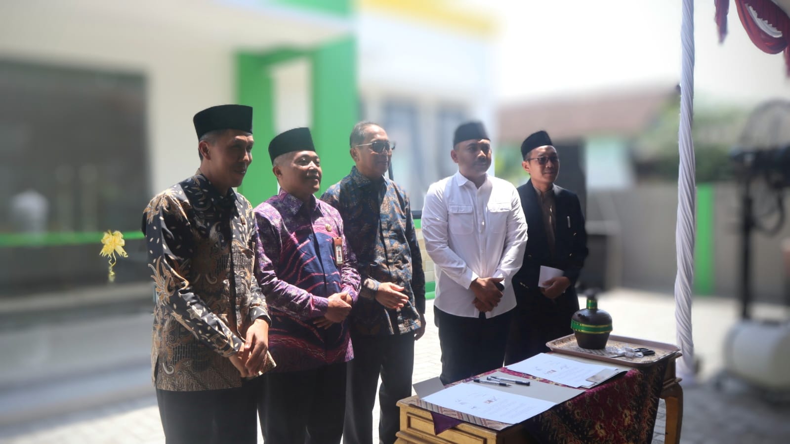 Serah Terima Hibah Tanah Dan Bangunan KUA Kec. Mantingan