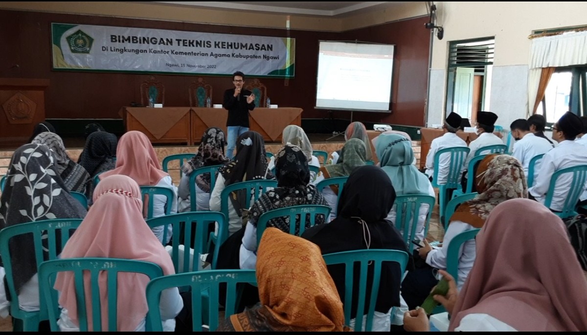 Bimbingan Teknis Kehumasan Kemenag Ngawi