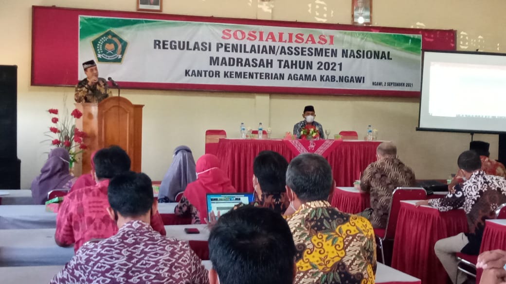 Drs. Zaenal Arifin, M.Pd.I  Buka Sosialisasi Regulasi Penilaian / Assesmen Nasional Madrasah TH 2021