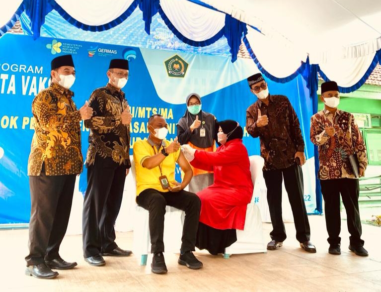 Pelaksanaan Program Satu Juta Vaksinasi Booster Kemenag Di MTsN 3 Ngawi