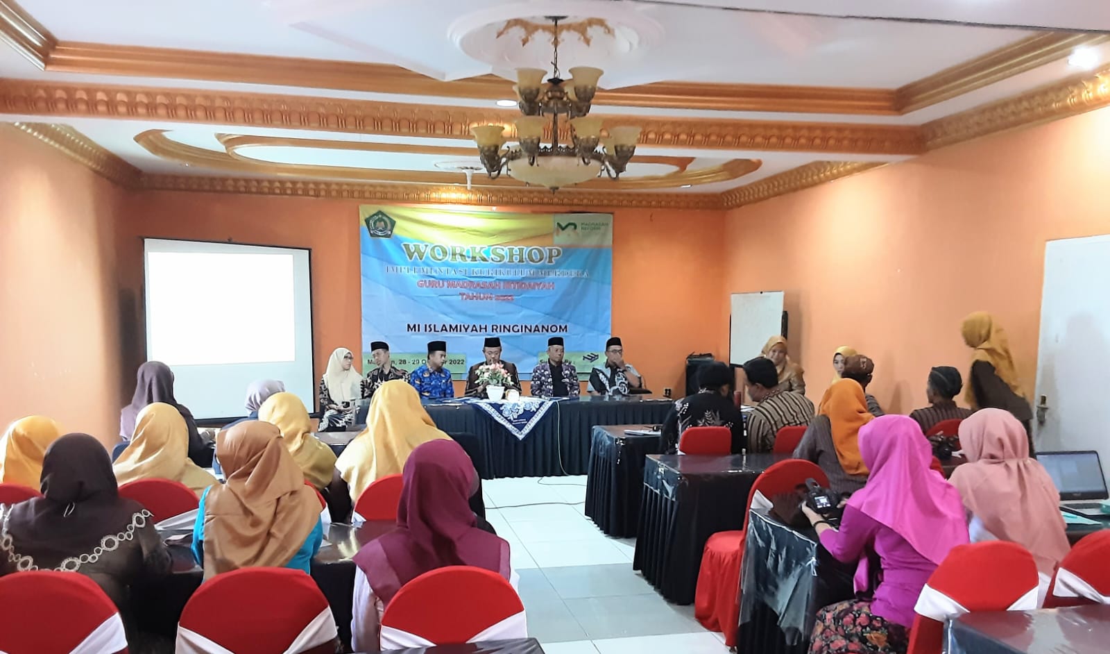 Workshop Implementasi Kurikulum Merdeka Bagi Guru Madrasah Ibtidaiyah Tahun 2022
